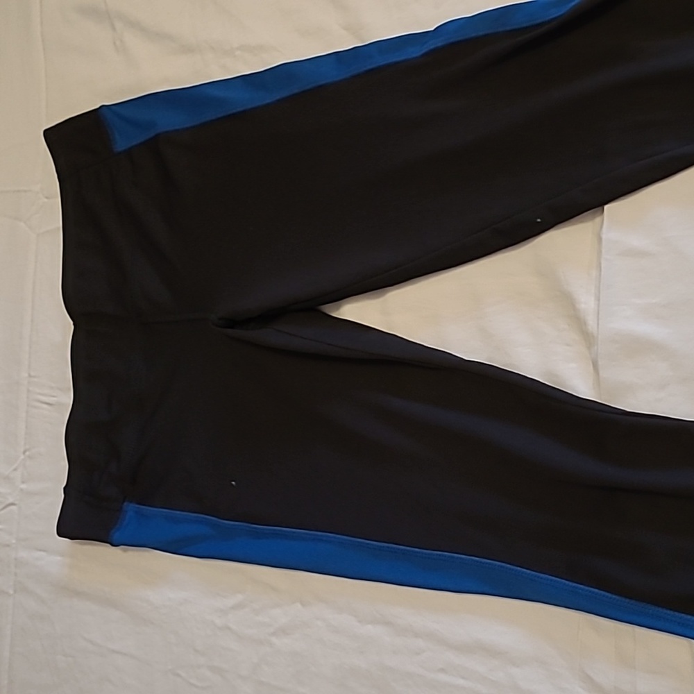 Sportek Large Crop Leggings